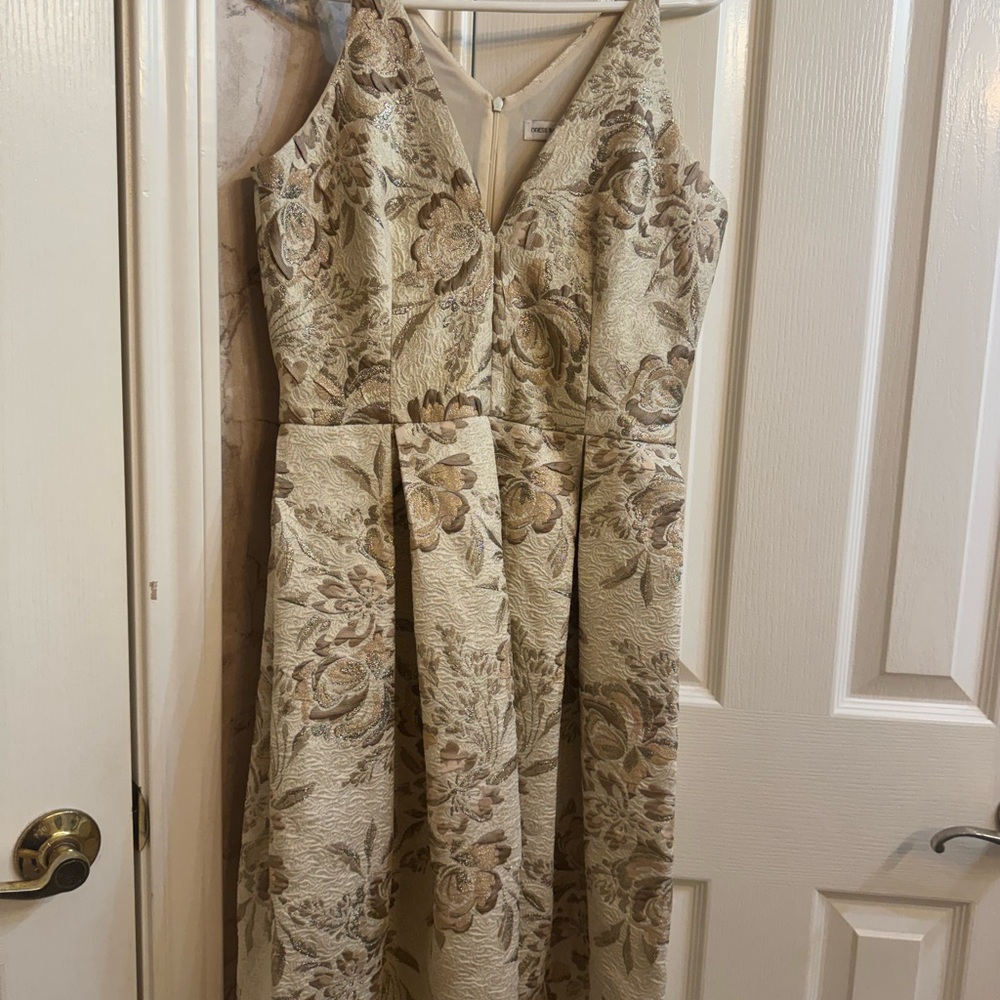 Dress the Population Cream and Brown Floral Jacquard Midi Dress